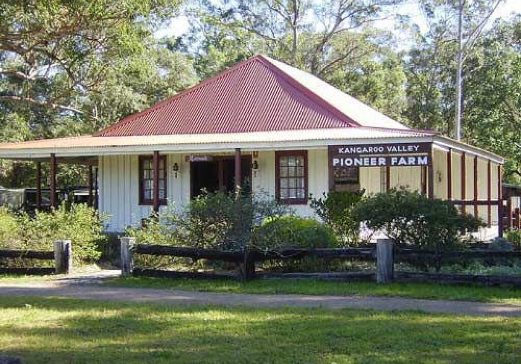 Kangaroo valley adventure: embrace nature in the heart of nsw 1 Kangaroo valley pioneer farm house at pioneer village museum.